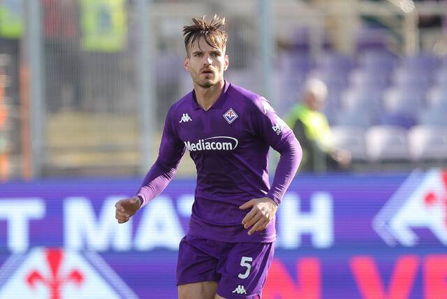 Marin Pongracic con la maglia della Fiorentina