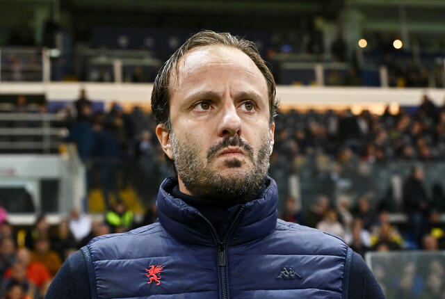 Il tecnico del Pisa Alberto Gilardino 