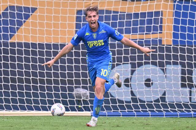 Jacopo Fazzini esulta per un gol con la maglia dell'Empoli