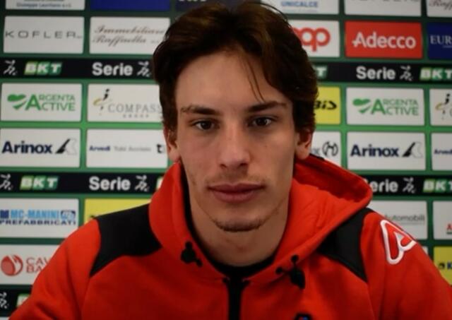 Il portiere dell'Atalanta Marco Carnesecchi in sala stampa 
