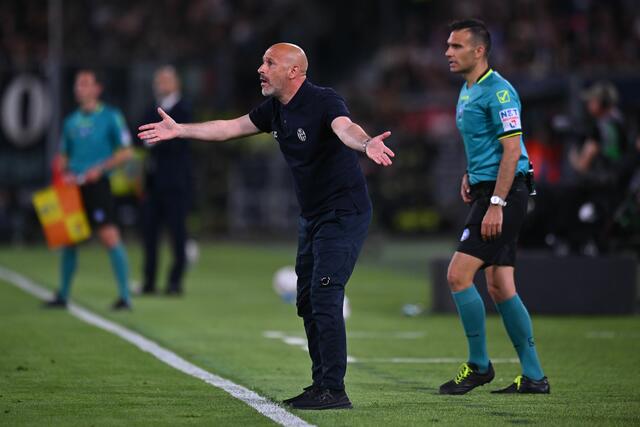 Vincenzo Italiano alla guida del Bologna 