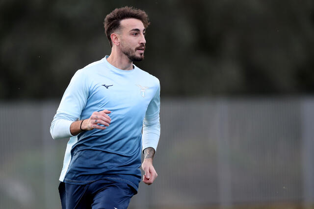 Gaetano Castrovilli in campo con la maglia della Lazio 