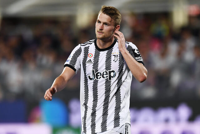 De Ligt, sorpasso Bayern Monaco sul Chelsea: ora la Juventus insiste per Koulibaly. La situazione De Ligt, sorpasso Bayern Monaco sul Chelsea: ora la Juventus insiste per Koulibaly. La situazione